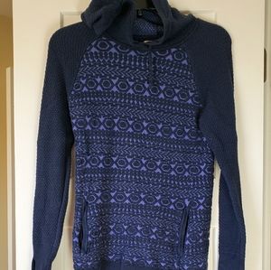 Akini pullover sweater
